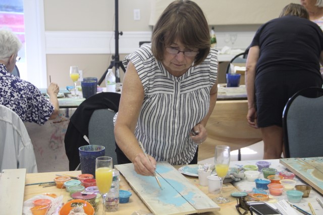 Pallet Painting Party - Slide 4