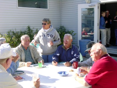 Norma & Jim Bishop's Christmas Party - Slide 4