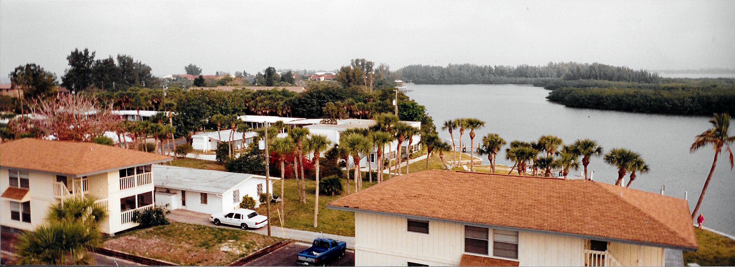 Mid 1990's Aerial Photos of Gulf to Bay - Slide  4