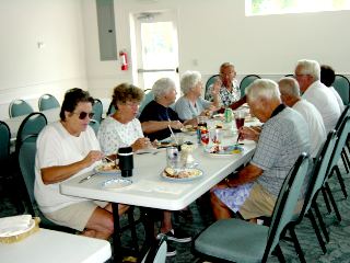 Labor Day 2002 Pot Luck supper - Slide 10