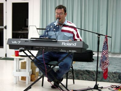 Eric Vaughn Performs at Gulf to bay - Slide 1
