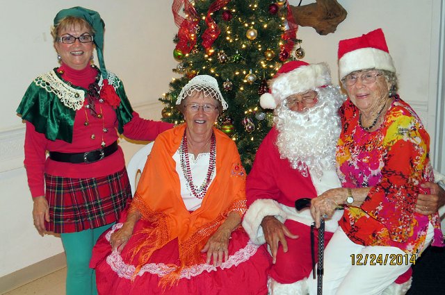 Christmas Eve 2014 <br> Photos by Nora Szabo - Slide 37