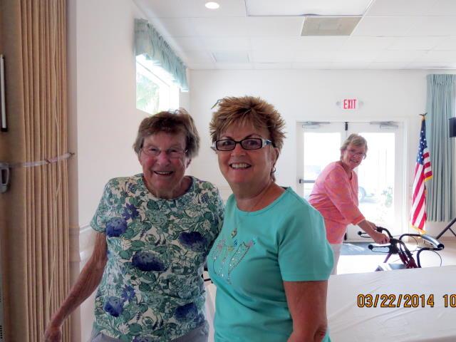 Coffee and Doughnuts with Muriel Lyon <br>
Photos by Nora Szabo - Slide 23